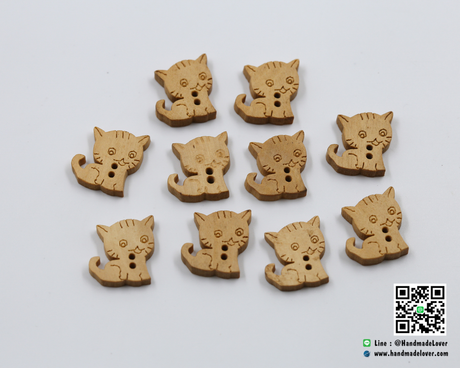 กระดุมไม้ รูปแมว [แพ็ค 10 เม็ด]