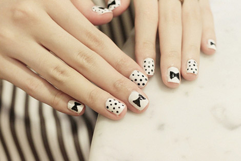 ลายเพ้นท์เล็บ