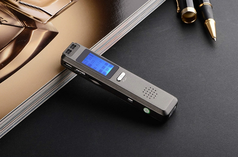 เครื่องบันทึกเสียง V22 เสียบการ์ดเพิ่มได้ (charge)