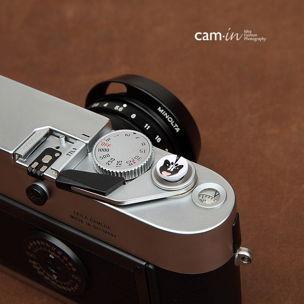 ปุ่มกด Soft Shutter Release Button รุ่น 11 mm ลายเอโดะ ขาวดำ ใช้กับ Fuji XT20 XT10 XT2 XE2 X20 X100 XE1 Leica ฯลฯ