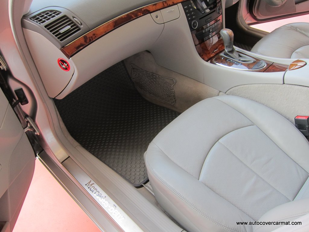 พรมปูพื้นรถยนต์ พรมกระดุม รถ BENZ E Class W211 ชุดพรมพื้น จำนวน 5 ชิ้น