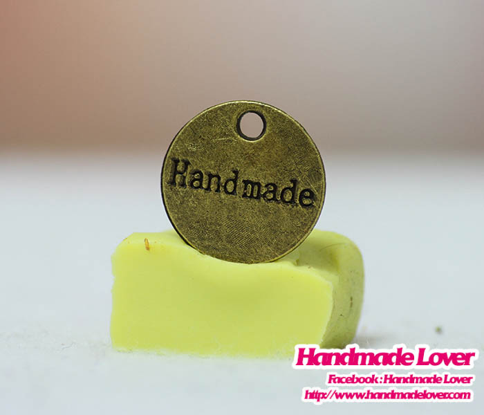 จี้โลหะรูป Handmade
