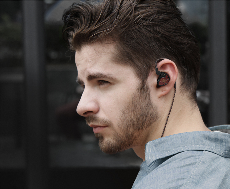 ขาย KZ ZS10 หูฟัง 5Driver 4BA +1Dynamic มาพร้อมสายโมในชุด