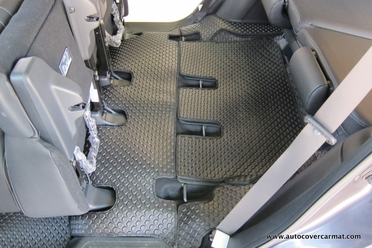พรมปูพื้นรถยนต์ พรมกระดุม รถ HONDA BR-V รุ่น 7 ที่นั่ง ชุดเต็มคันรวมแผ่นท้าย จำนวน 15 ชิ้น