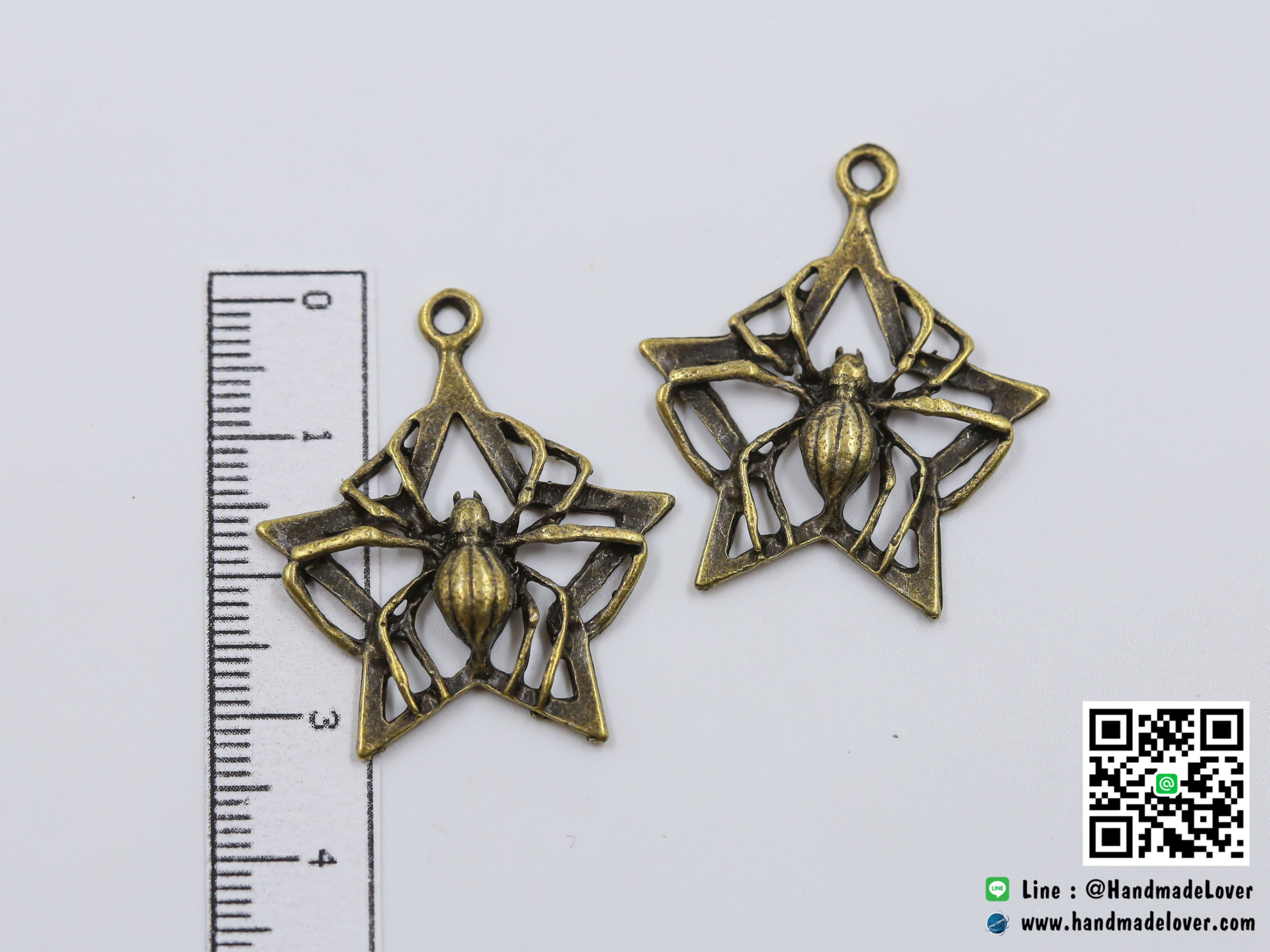 จี้โลหะ วินเทจ สีทองรมดำ รูปแมงมุมและดาว