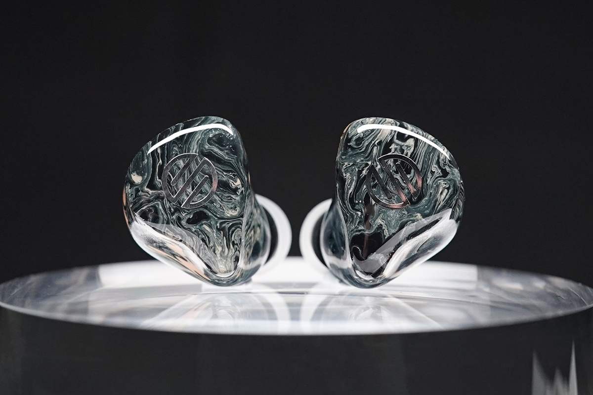 BGVP Phantom หูฟัง Hybrid 8 ไดรเวอร์ 2BA+2DD+2EST+2BCD ระดับเรือธง ประกันศูนย์ไทย