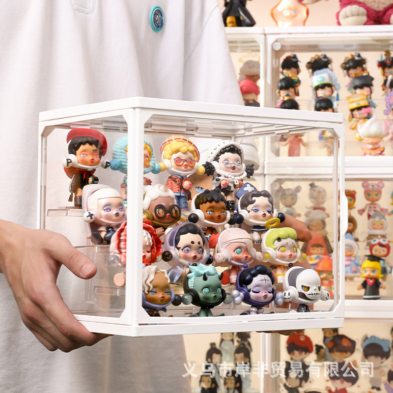 ชั้นวางโมเดล กล่องเหลี่ยม ขอบขาว พร้อมไฟ