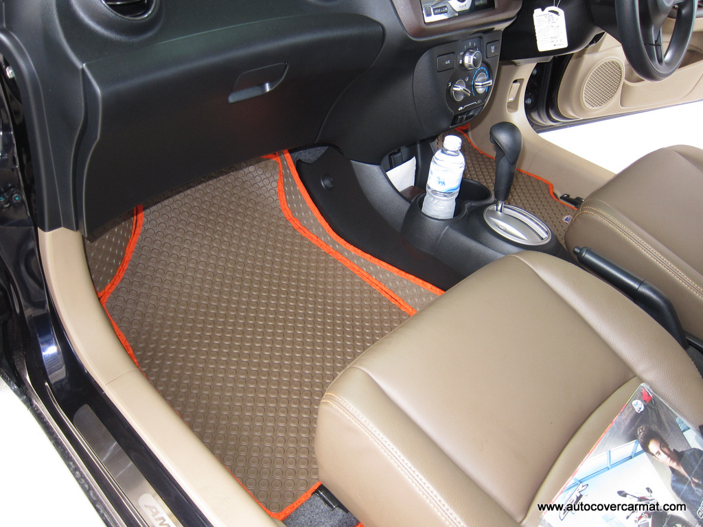 พรมปูพื้นรถยนต์ พรมกระดุม รถ HONDA BRIO AMAZE 4 DOOR ชุดภายในห้องโดยสาร จำนวน 10 ชิ้น