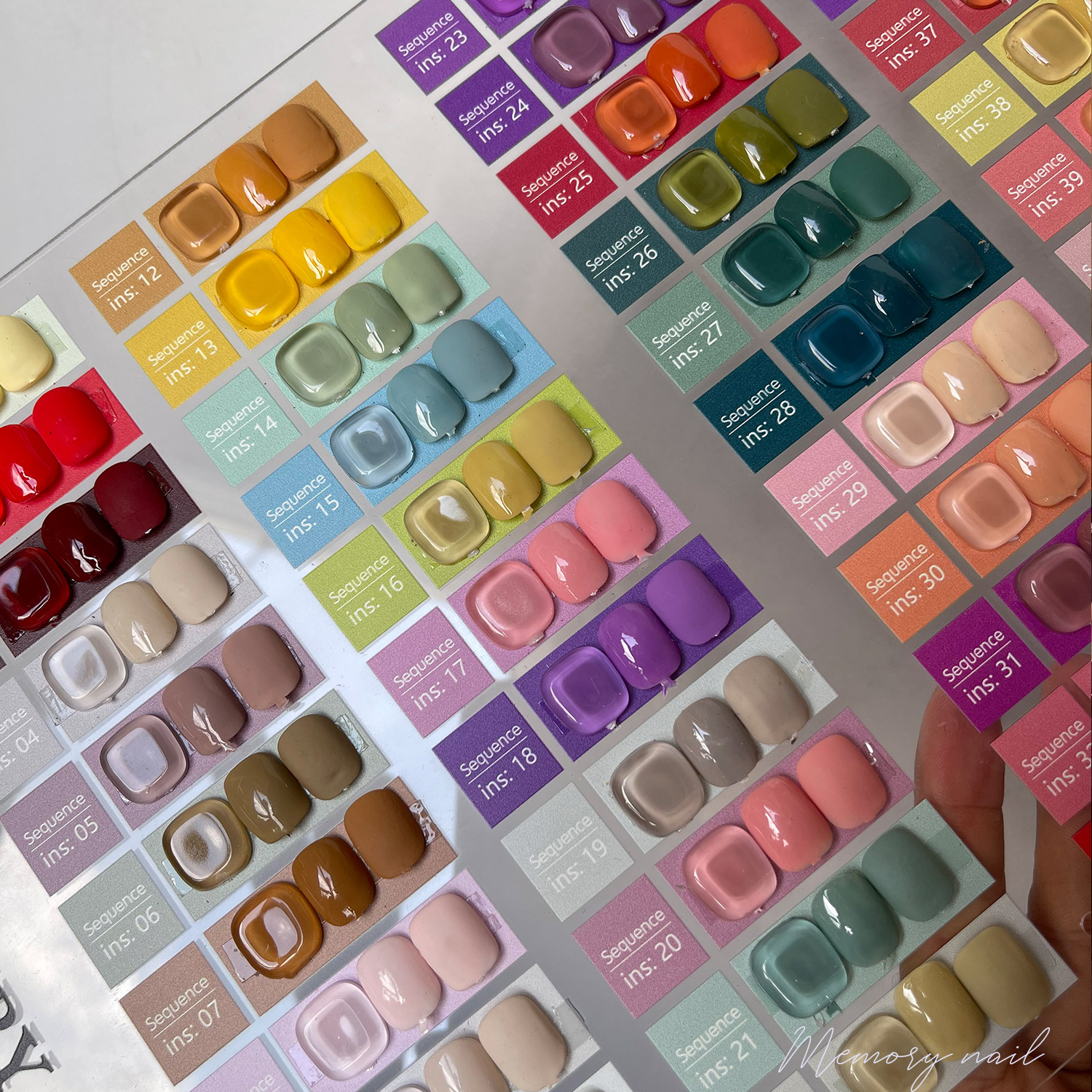 สีเจล,สีเจลทาเล็บ,สีทาเล็บเจล,สีเจลคุณภาพดี,สีเจลเนื้อแน่น,สีเจล เข้มข้น,ยาทาเล็บเจล,สีเจลชุดใหญ่,สีเจล เซ็ตใหญ่,สีเจล จัดชุด