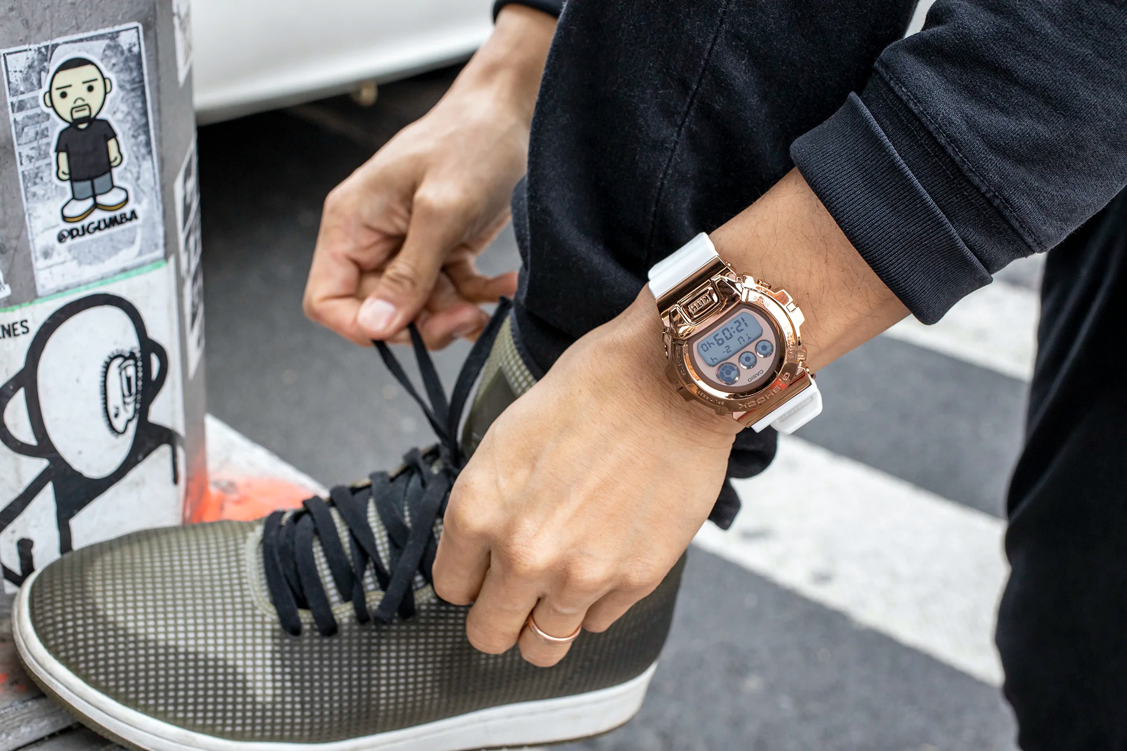 นาฬิกา Casio G-SHOCK x KITH 2020 Collaboration model Limited รุ่น GM-6900KTH-4 (ชุดเซ็ตแถมสาย) ของแท้ รับประกัน1ปี