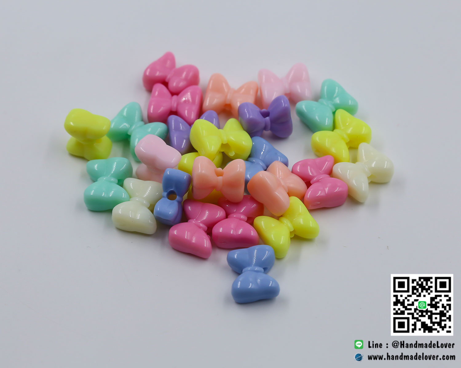 ลูกปัดพลาสติก รูปโบว์ สีพาสเทล