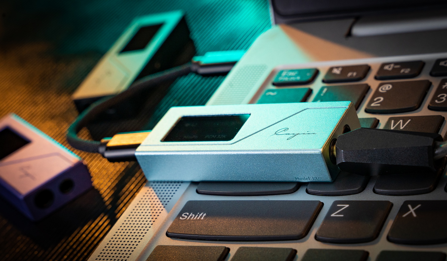 <PreOrder> Cayin RU3 DAC/AMP พกพาจิ๋ว ชิป ESS ES9069Q + TI OPA1602 x2 และ SGM8262 x2 เสียงดี ดีไซน์หรู ประกันศูนย์ไทย