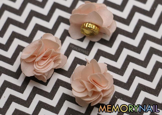 ดอกไม้ แม่เหล็ก,Flower magnets