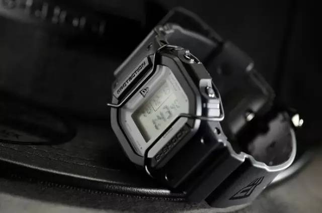 นาฬิกา Casio G-SHOCK X New Era "Urban Tough" 2017 Limited Edition Full SET รุ่น DW-5600NEWERA-1 with Cap and Bag (ไม่มีขายในไทย) ของแท้ รับประกัน1ปี