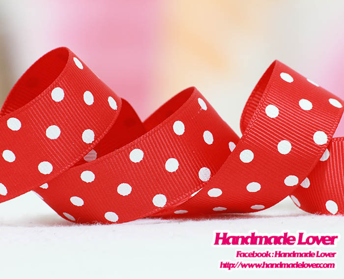 ริบบิ้นผ้า กรอสเกรน สีแดง พิมพ์ลายจุด ขนาด 22 มิล
