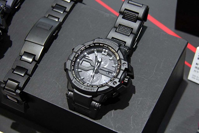 นาฬิกา คาสิโอ Casio G-Shock Premium Model รุ่น GW-A1000FC-1A
