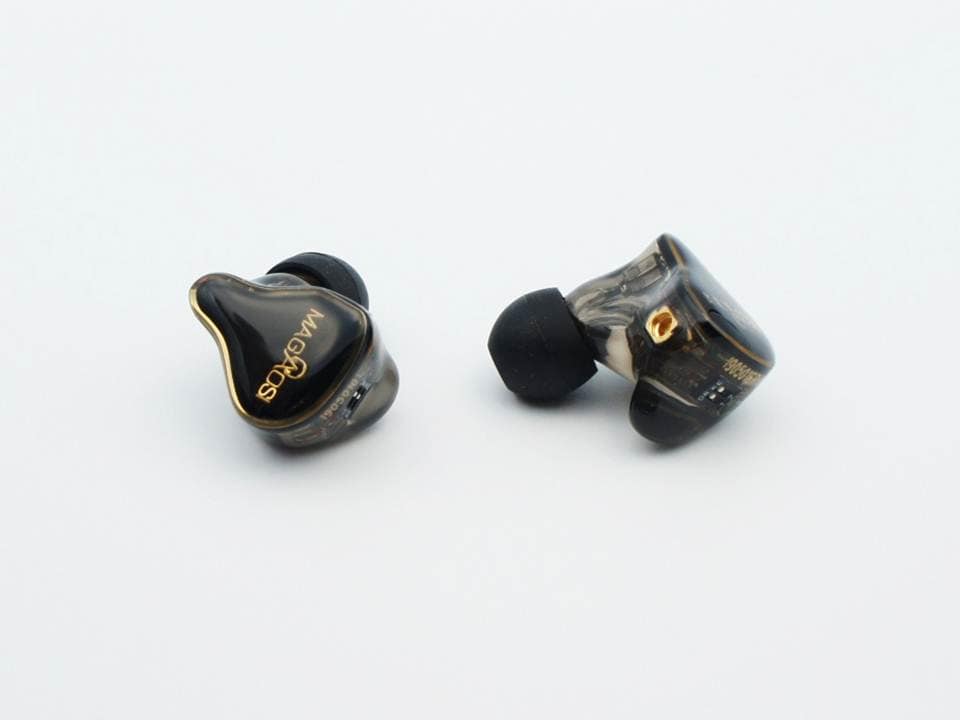 ขาย MAGAOSI DT6 หูฟัง 6ไดร์เวอร์ (6BA) 4-way Crossover ถอดสายได้ ปรับแต่งโทนเสียงได้