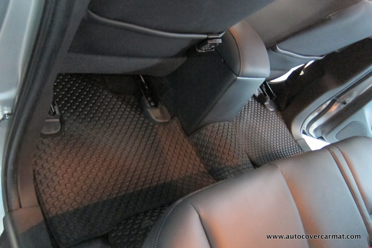 พรมปูพื้นรถยนต์ พรมกระดุม รถ MITSUBISHI PAJERO SPORT ปี 2015-2020 ชุดเต็มคัน+หลังเบาะ+แผ่นท้าย จำนวน 14 ชิ้น