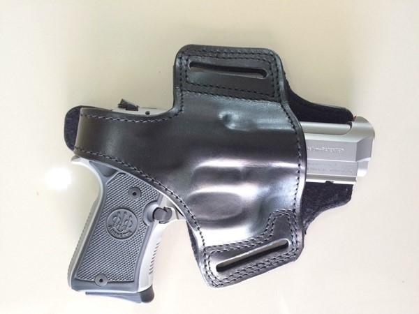 ทำโชว์ปืน ปลายปืนโผล่