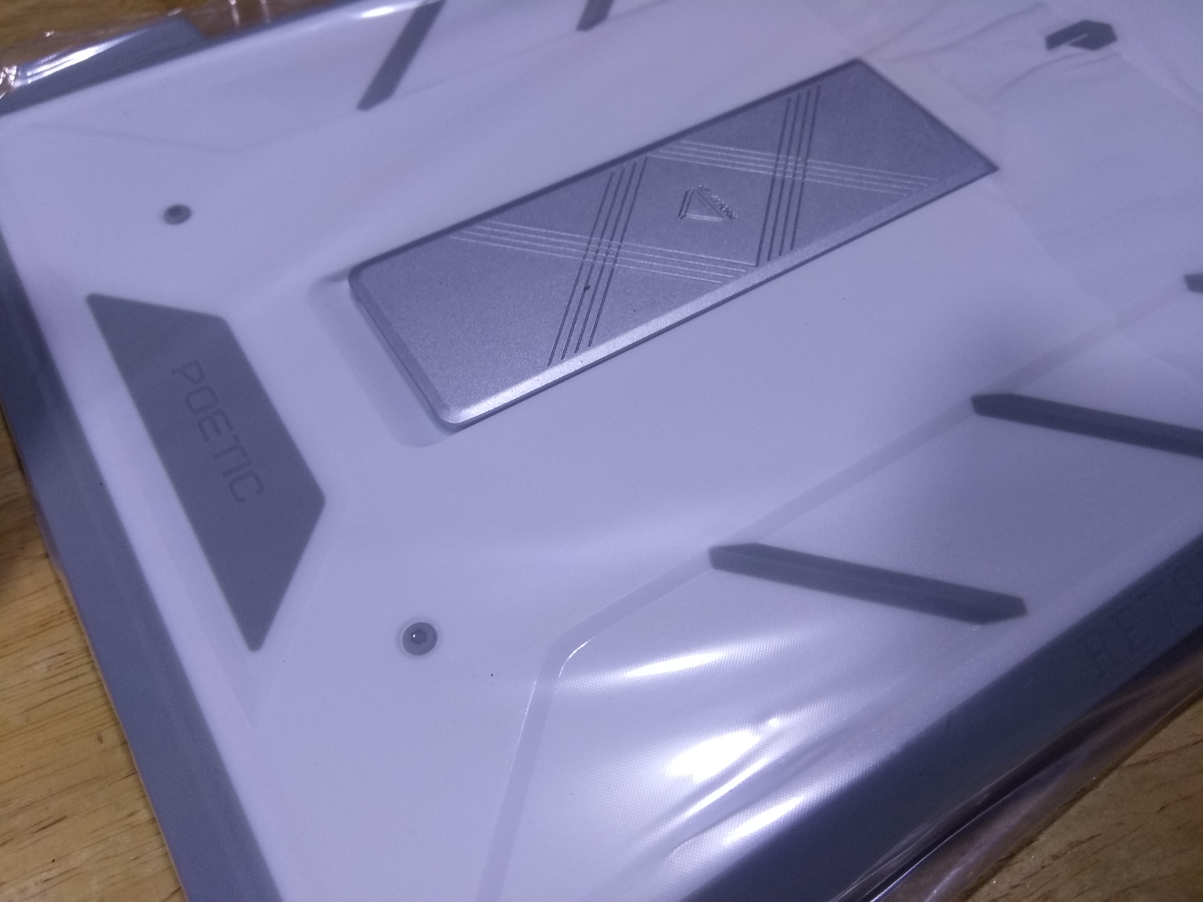 เคสกันกระแทก Apple New iPad Pro 12.9 2017 [Revolution] จาก Poetic [หมด]