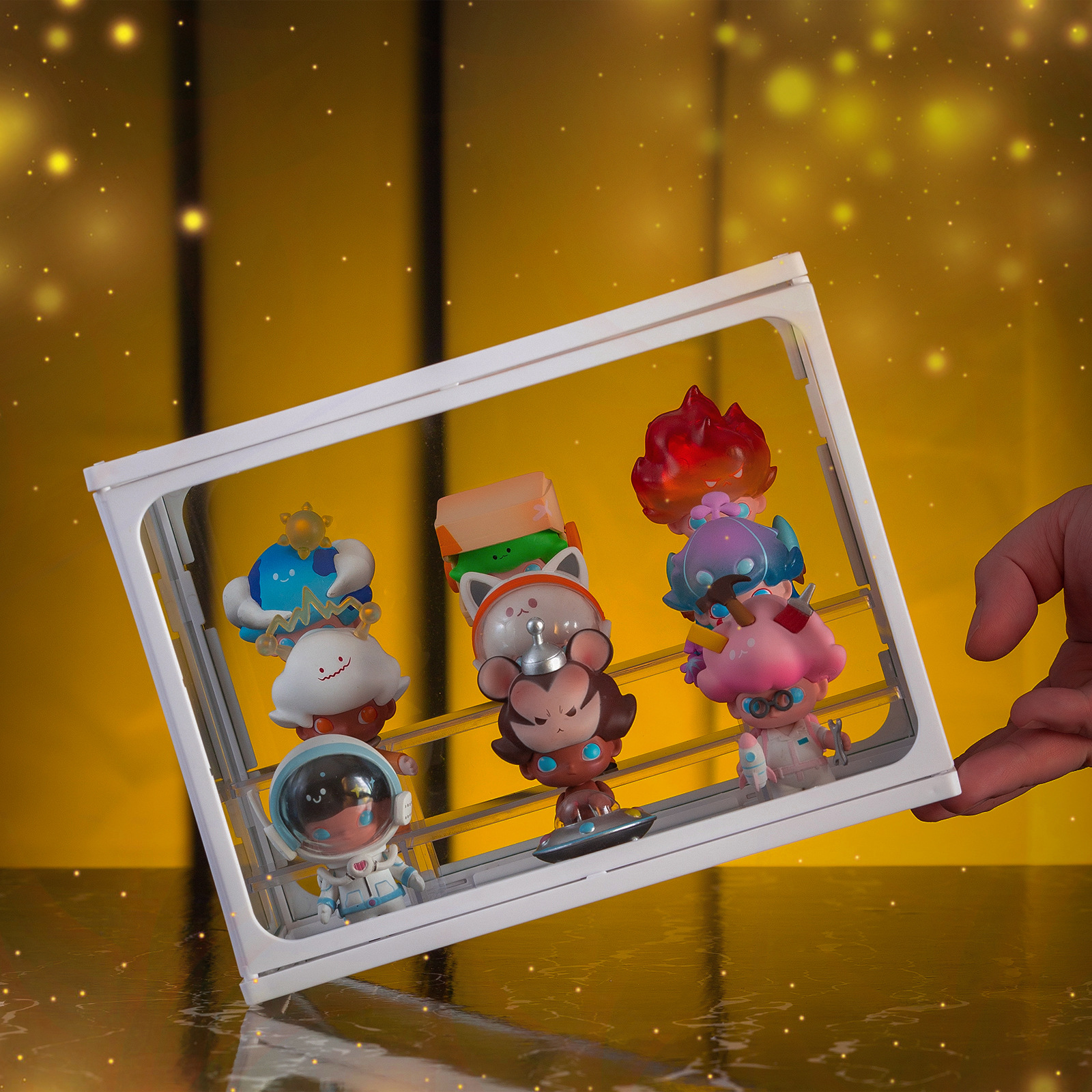 ชั้นวางโมเดล กล่องเหลี่ยม ขอบขาว พร้อมไฟ