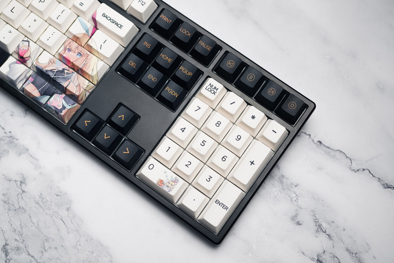 Z Review Rinko Touch ชุดคีย์แคปโปรไฟล์เชอร์รี่