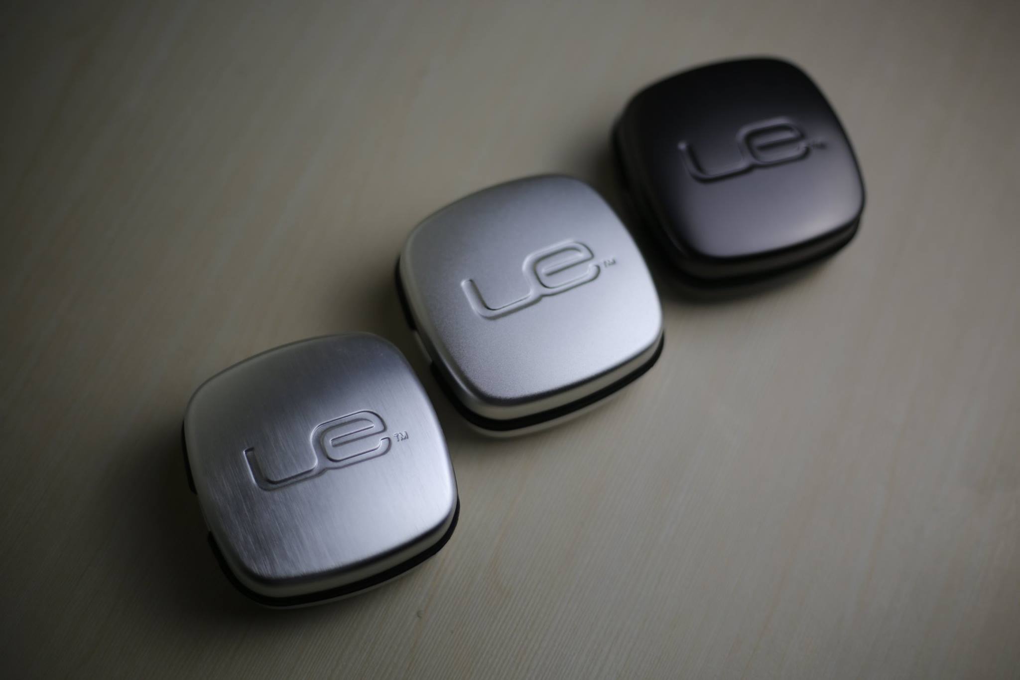 ขาย เคสหูฟัง UE (รุ่นดั้งเดิม) ของแท้ สุดพรีเมี่ยม 390