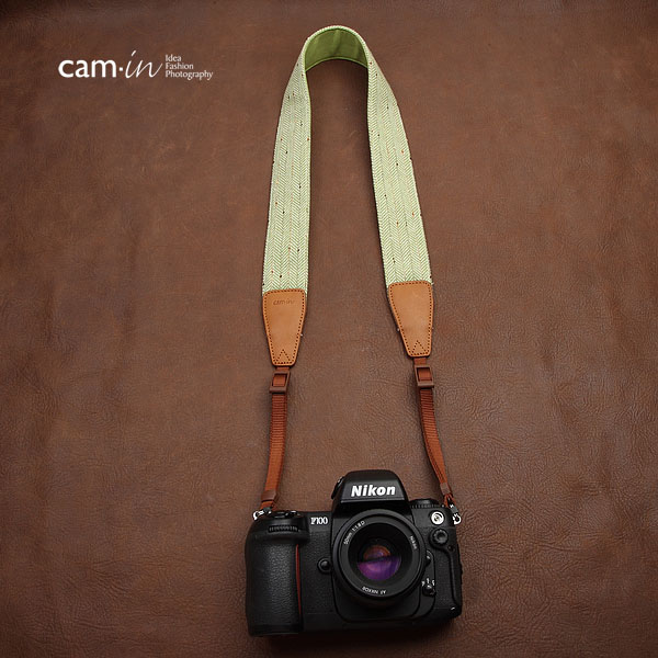 สายคล้องกล้องเท่ห์ๆ cam-in On the rock Light Green
