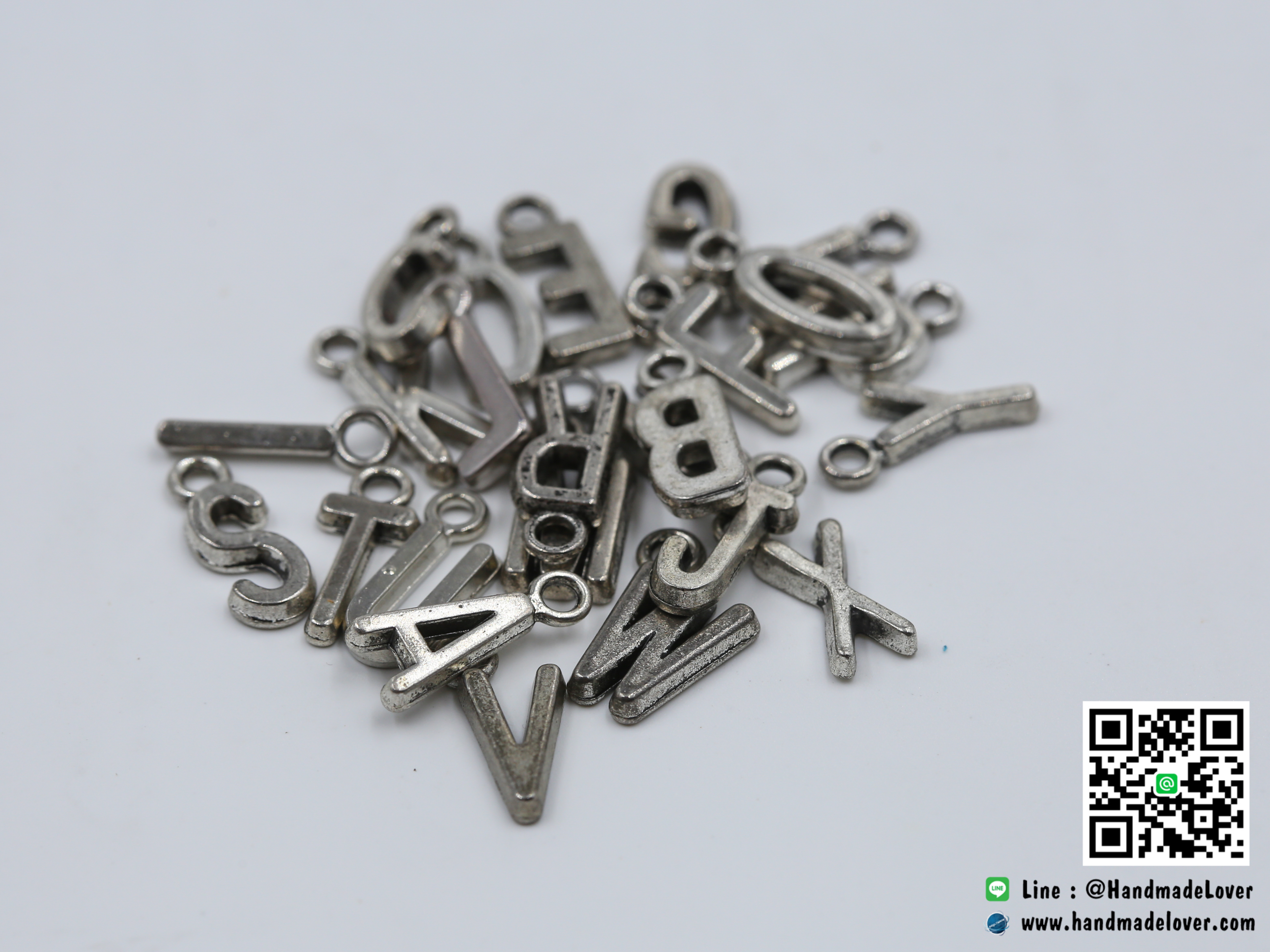 จี้,ตัวห้อยซิปโลหะ สีนิเกิล ตัว "A-Z" แบบห้อย