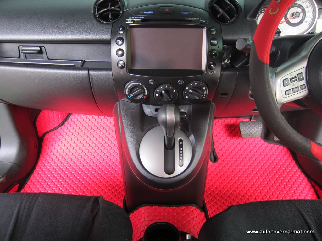 พรมปูพื้นรถยนต์ พรมกระดุม รถ MAZDA 2 รุ่น 4-5 Door ปี 2009-2014 ชุดภายในห้องโดยสาร จำนวน 13 ชิ้น