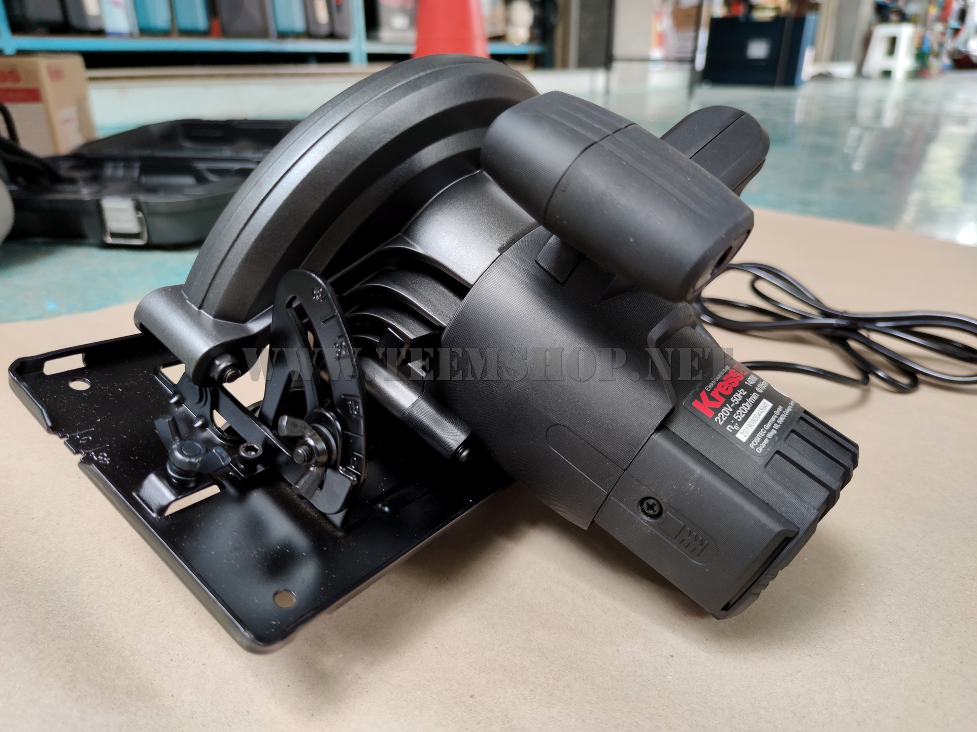 KRESS เลื่อยวงเดือน 7.5" KU420 1400W. แถมใบเลื่อย