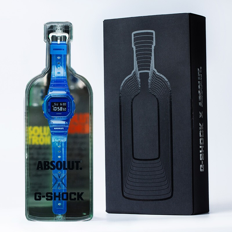 นาฬิกา Casio G-SHOCK x ABSOLUT China Limited Collaboration model รุ่น DW-5600SB-2PRABS (วางขายเฉพาะในจีนเท่านั้น) ของแท้ รับประกัน1ปี