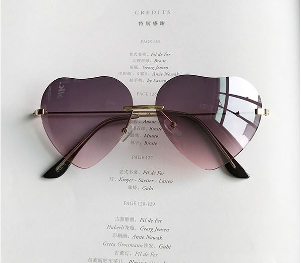 แว่นตา รูปหัวใจ ฮาราจูกุ (Harajuku) ไม่มีกรอบ สีชา