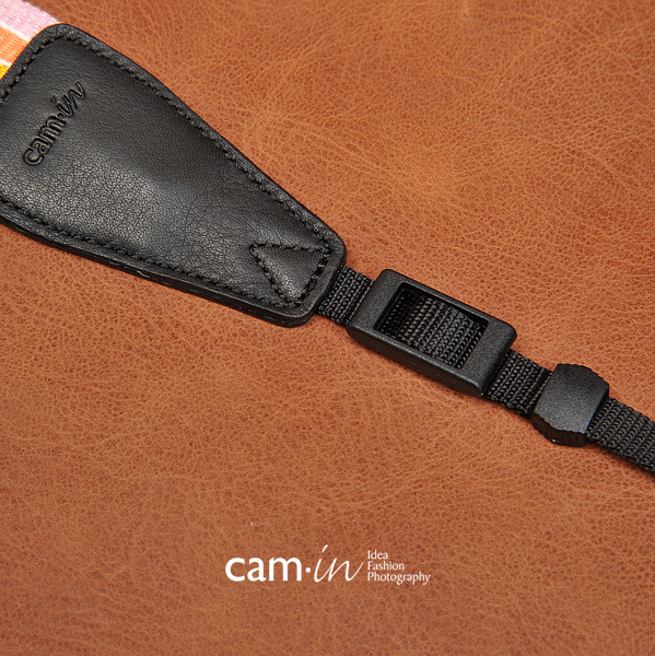 สายคล้องกล้องเท่ห์ๆ สวยๆ cam-in Honour Red