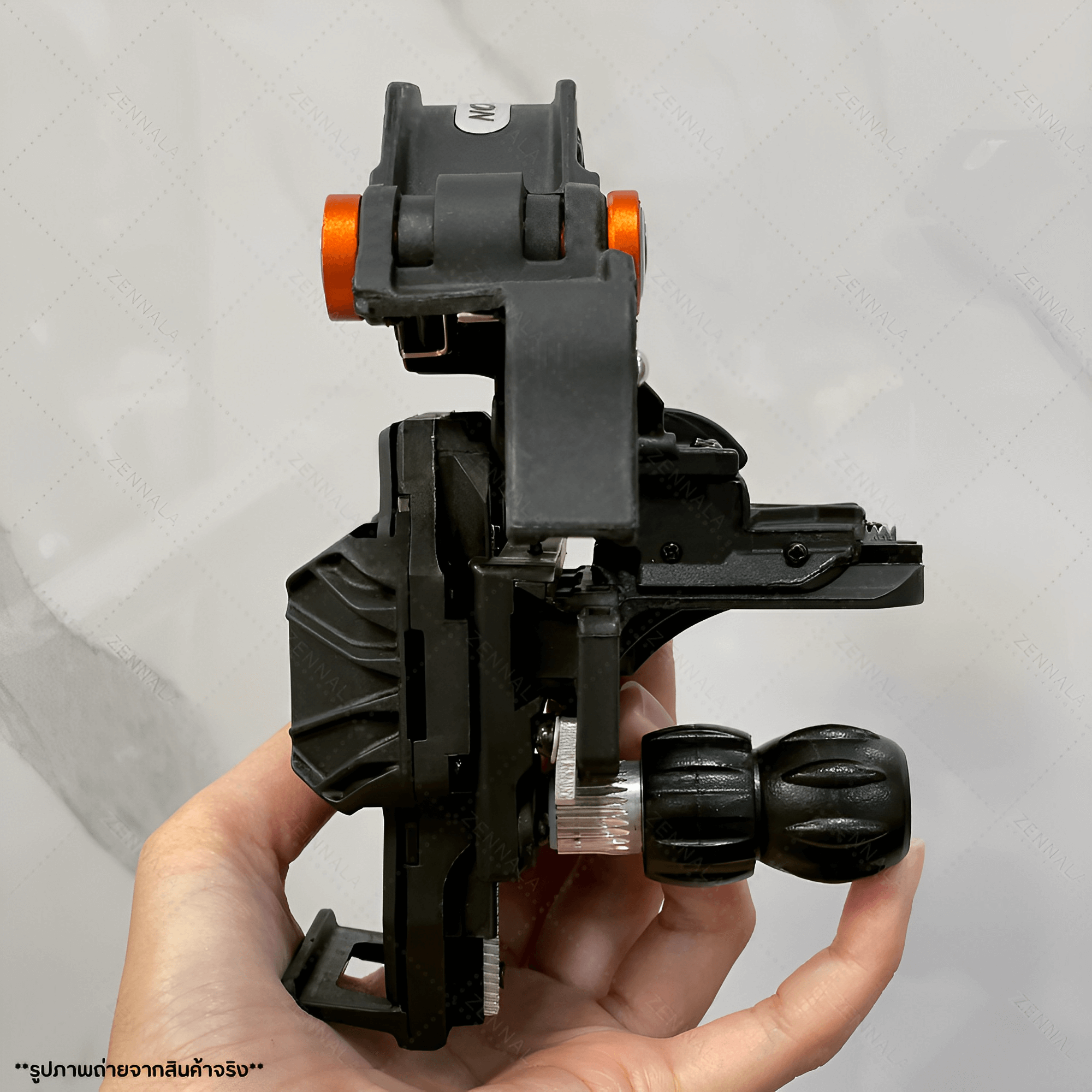 อุปกรณ์หนีบมือถือกับกล้องดูดาว NexYZ