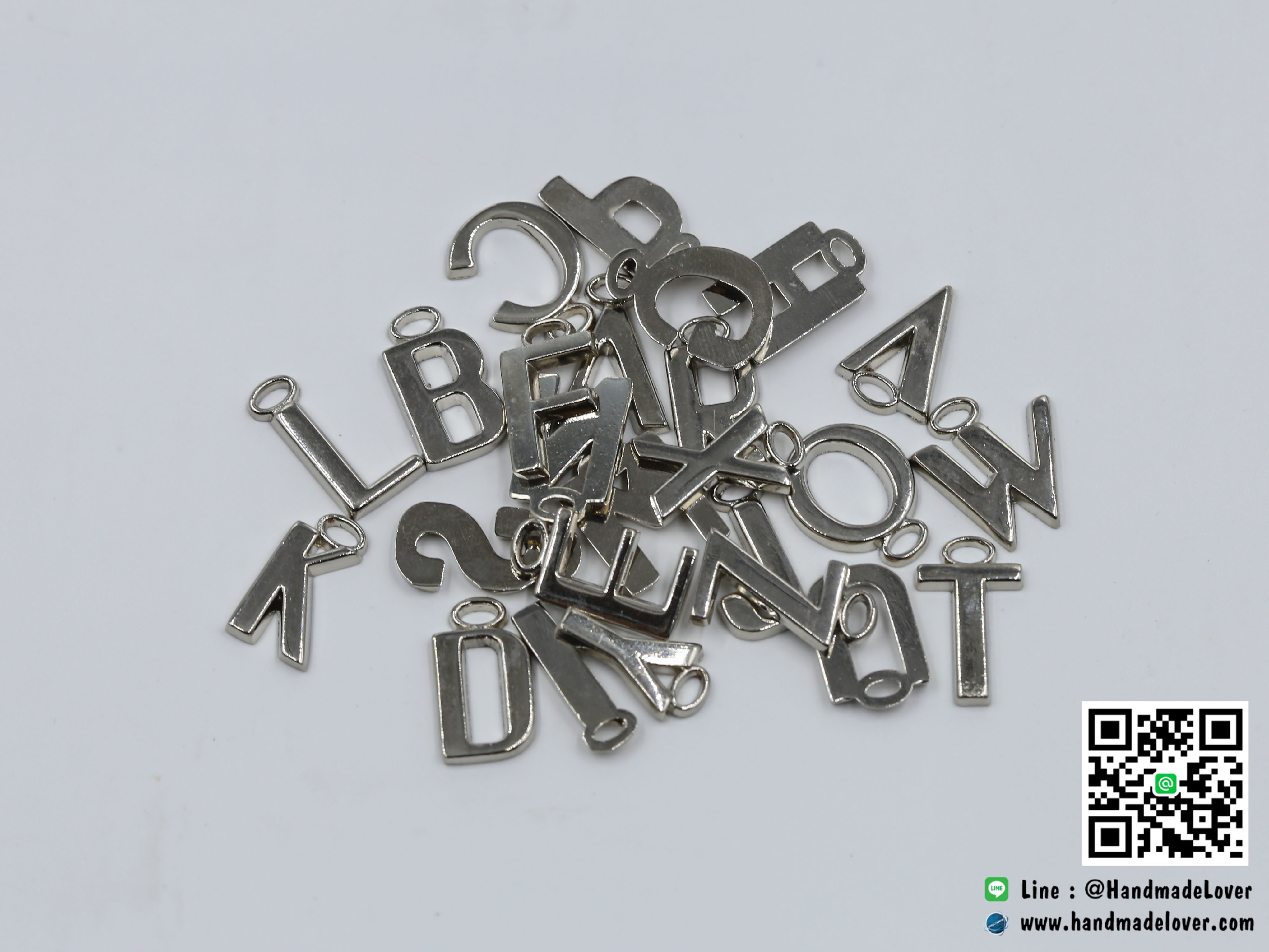 จี้ตัวอักษร โรเดียม รูป ตัว "A-Z" [ใหญ่]