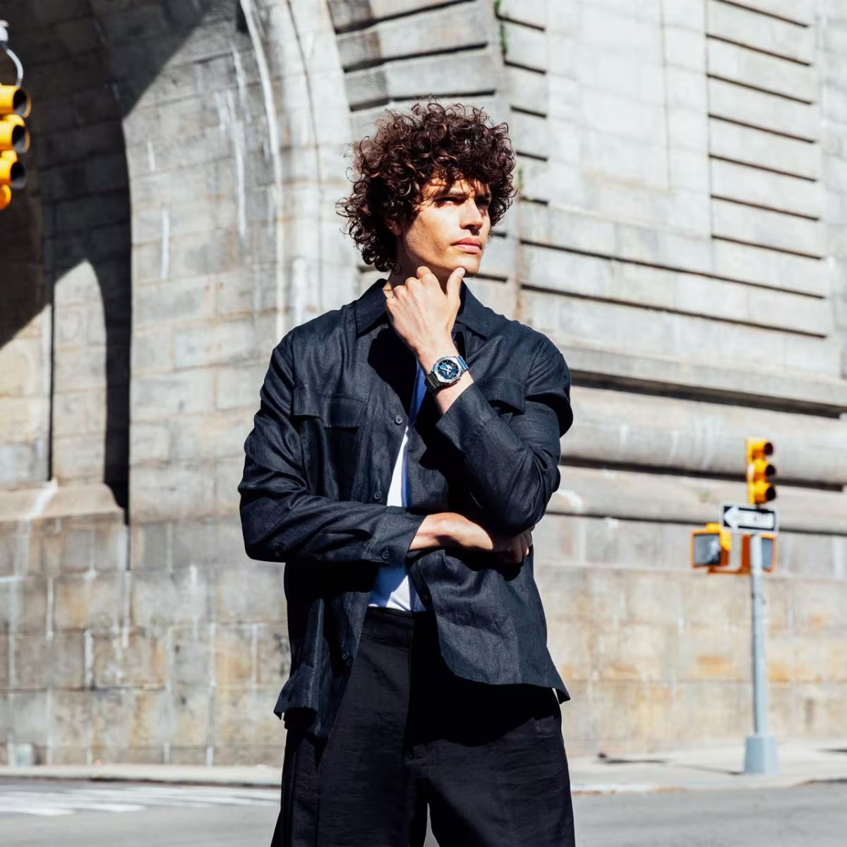 นาฬิกา Casio G-Shock Full Metal GM-2110D series รุ่น GM-2110D-2B ของแท้ รับประกัน1ปี