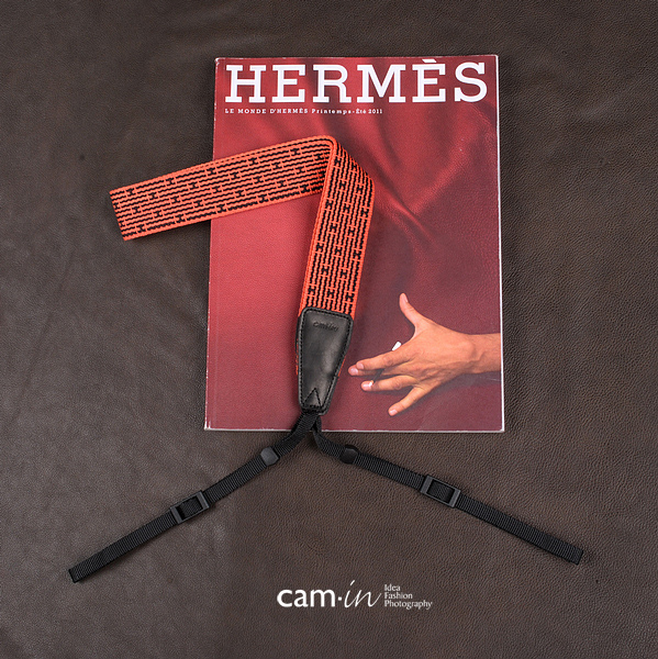 สายคล้องกล้องเท่ห์ๆ สวยๆ cam-in Honour Red