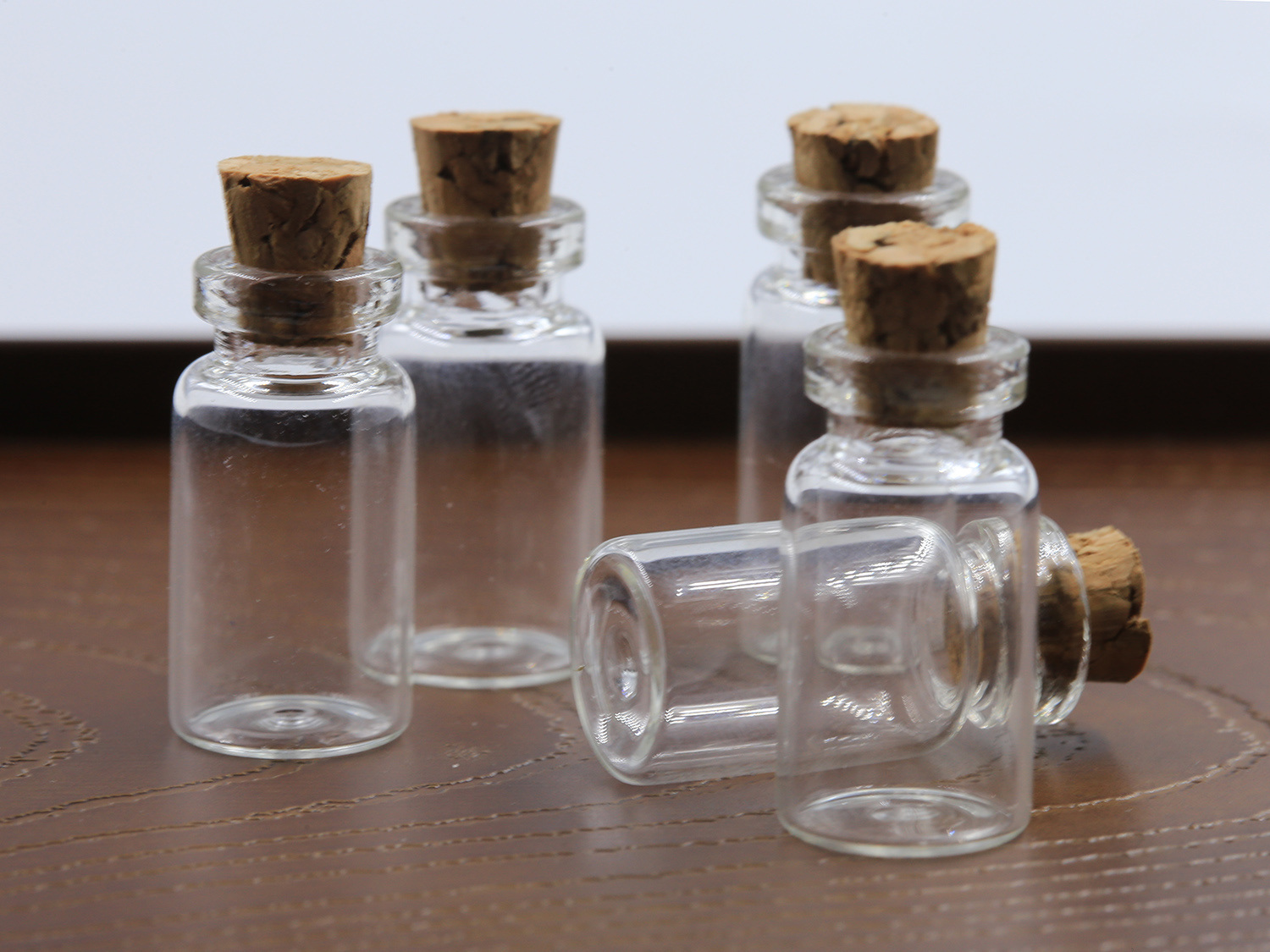 ขวดแก้วจิ๋ว (ฝาจุกไม้ก๊อก) ขนาด 13x28 มม ปากขวด 7 มม