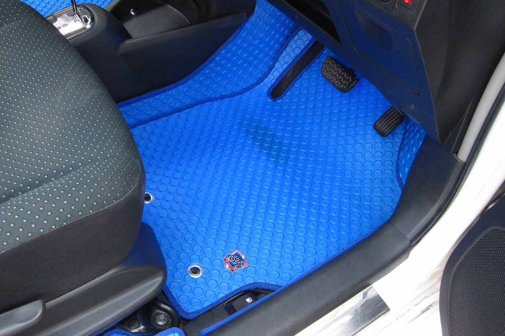 พรมปูพื้นรถยนต์ TOYOTA YARIS ปี 2008-2013 พรมกระดุม ชุดภายในห้องโดยสาร จำนวน 14 ชิ้น