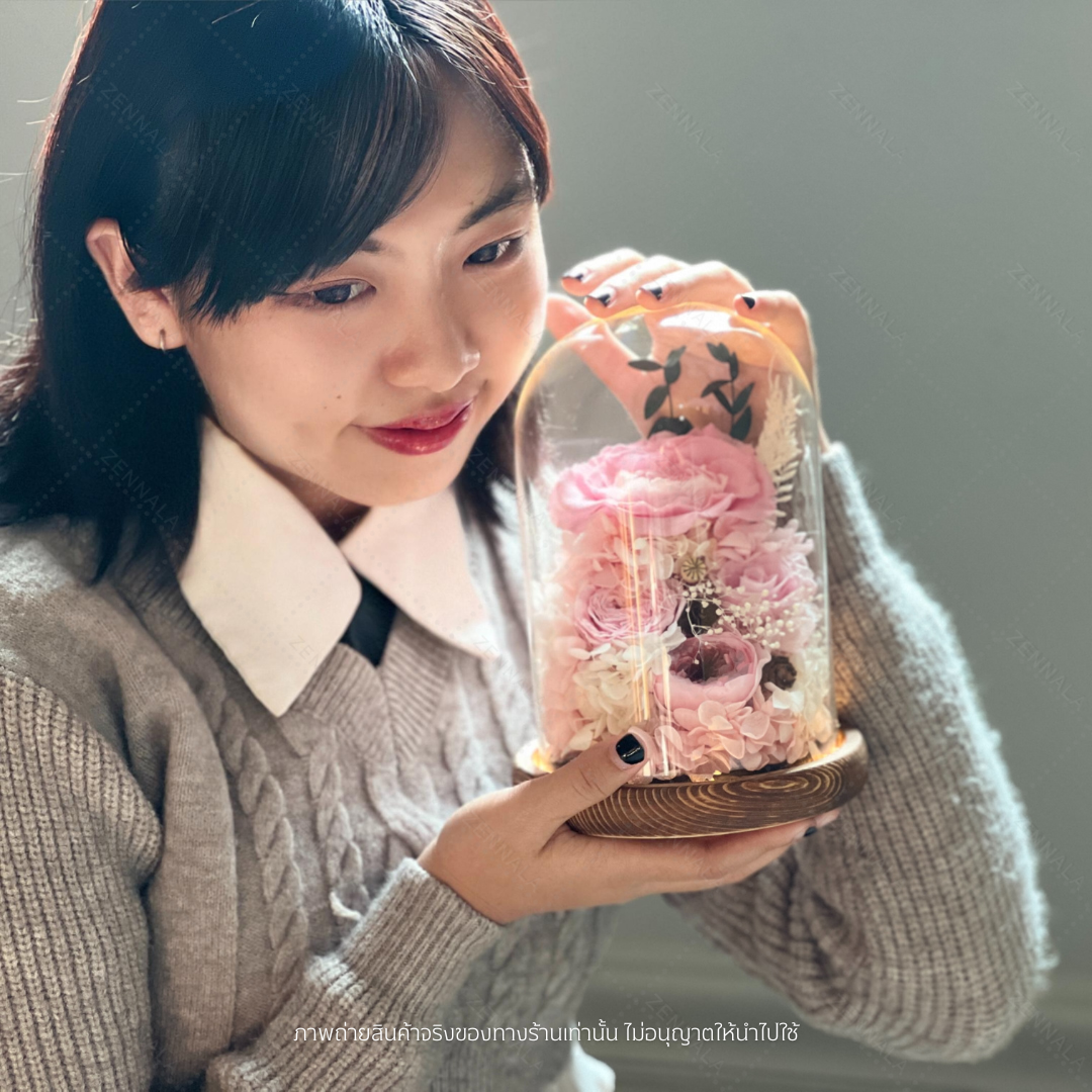 ช่อดอกกุหลาบในโหลแก้ว สีชมพู มีไฟ