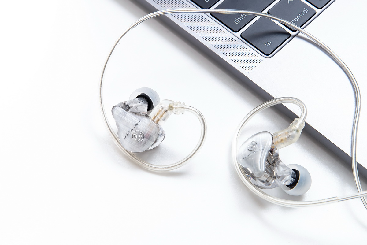 ขาย Hiby Crystal4 หูฟัง 4 ไดรเวอร์ 4BA Knowles รองรับ Hi-Res ประกันศูนย์ไทย