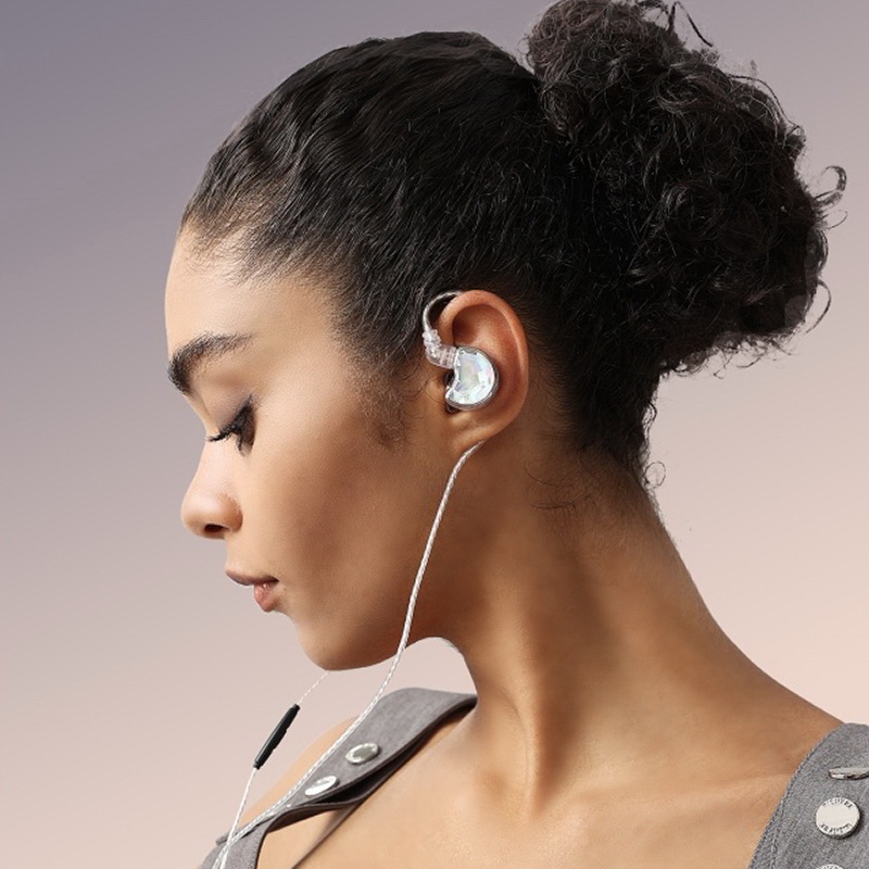 SuperTFZ NO.3 PRO หูฟังไดนามิก สีสวย หน้าตาดี เสียงดี ประกันศูนย์ไทย