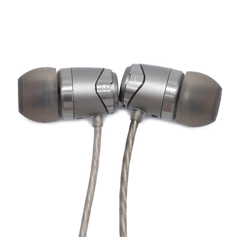 ขาย Soundmagic E11 หูฟังในตำนานรุ่นพัฒนาต่อยอดจาก E10