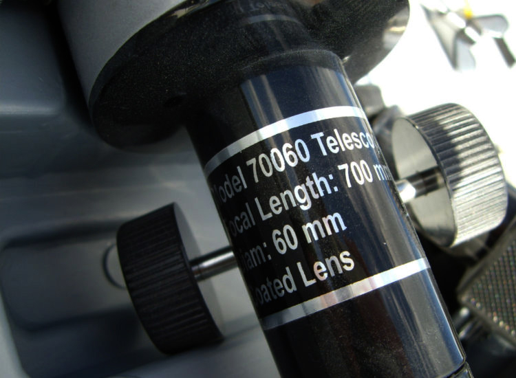 กล้องดูดาว F700 x 60【แบบหักเหแสง】