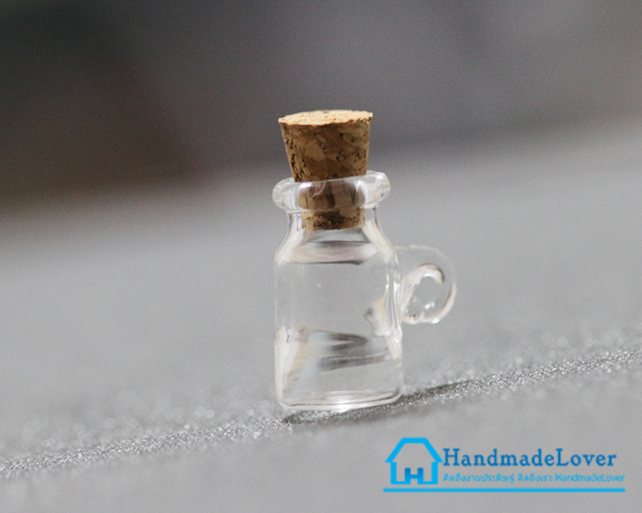 ขวดแก้วจิ๋ว ขนาด 11 x 20 มม (1 ml) (ฝาจุกไม้ก๊อก)