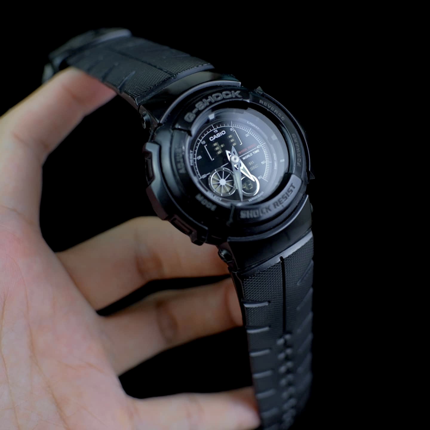 นาฬิกา คาสิโอ Casio G-Shock Standard Analog-Digital รุ่น G-301B-1A "G-Spike BLACK OUT" หายาก