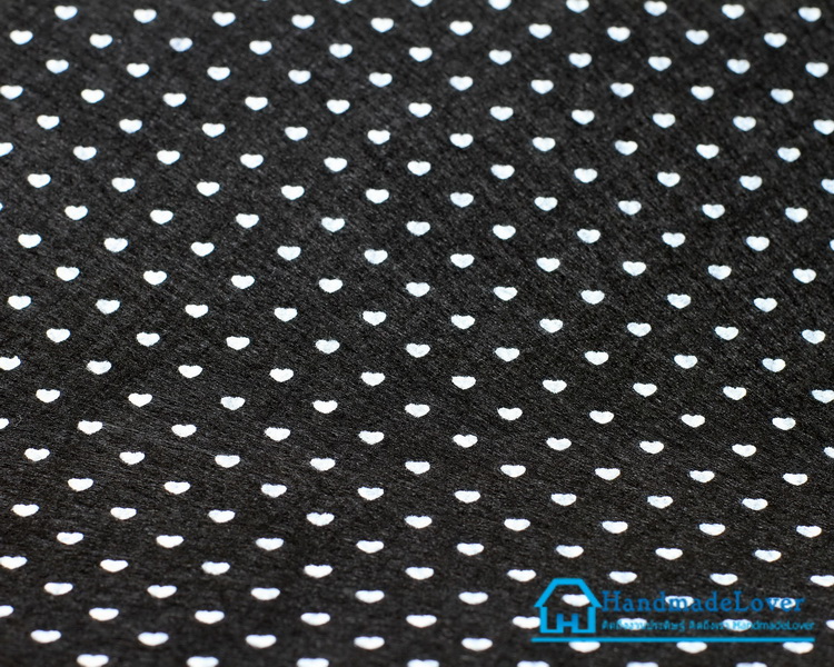 ผ้าสักหลาด พิมพ์ลายหัวใจ สีดำ