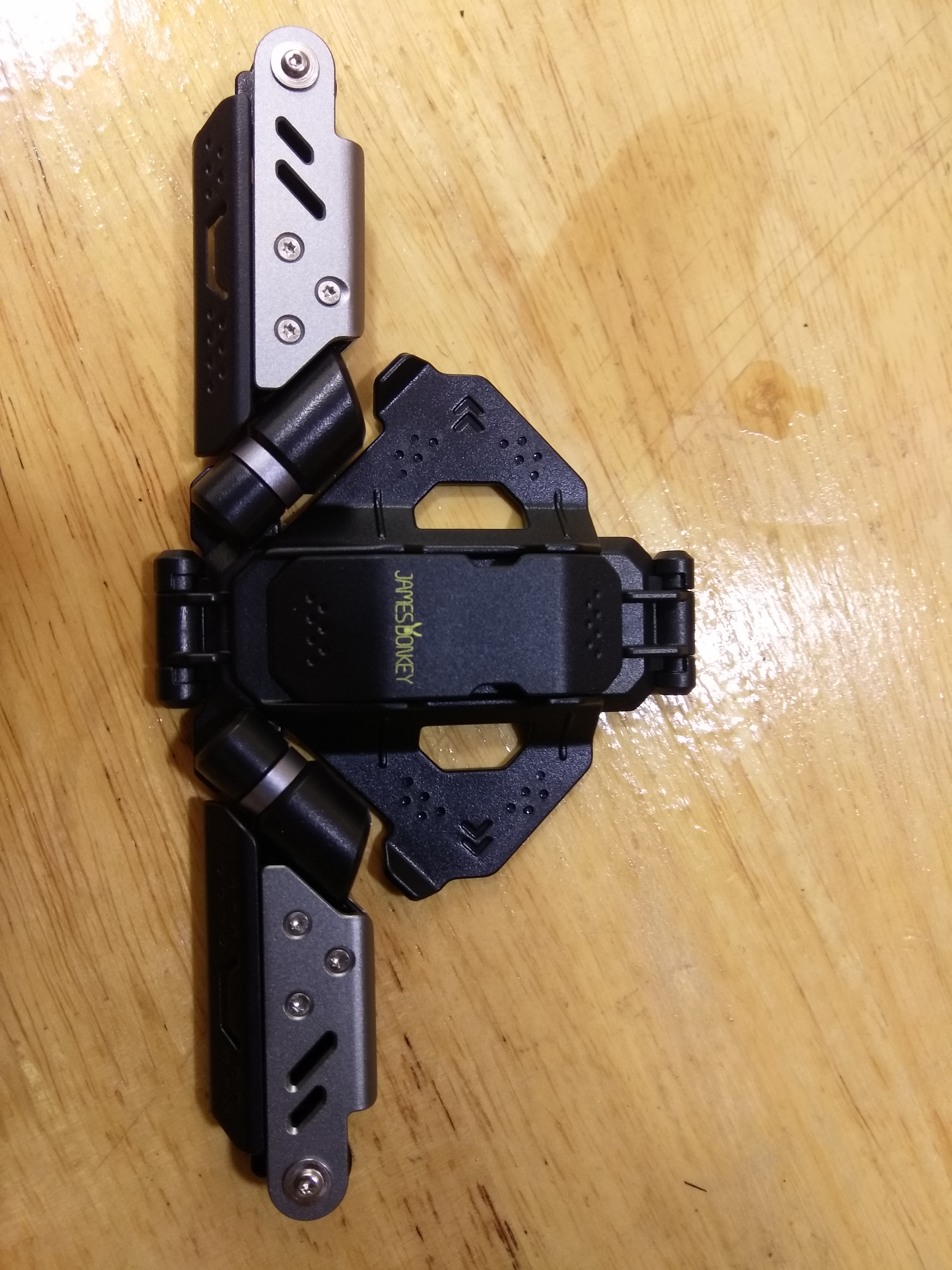 CRAB II อุปกรณ์เสริมสำหรับเล่นเกมบนมือถือ รองรับมือถือขนาด 4.7-6" [Pre-order]