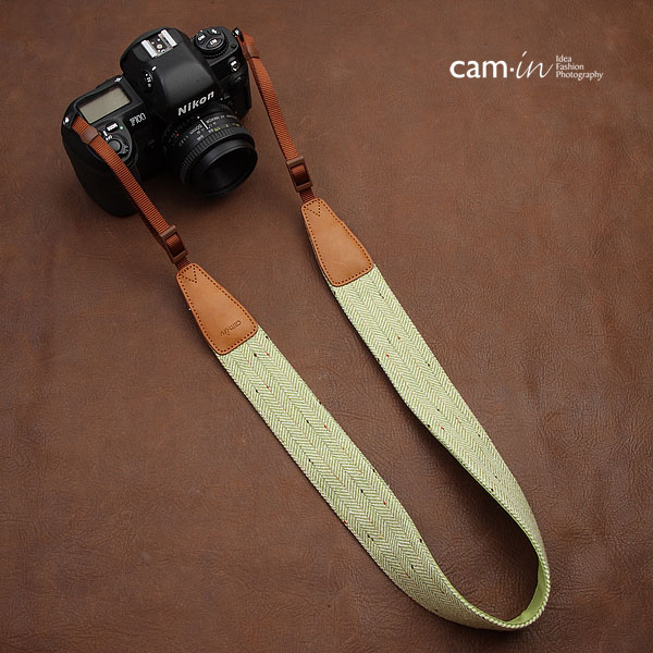 สายคล้องกล้องเท่ห์ๆ cam-in On the rock Light Green